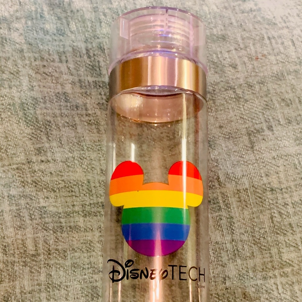 🌈New Disney Pride Water Bottle🌈